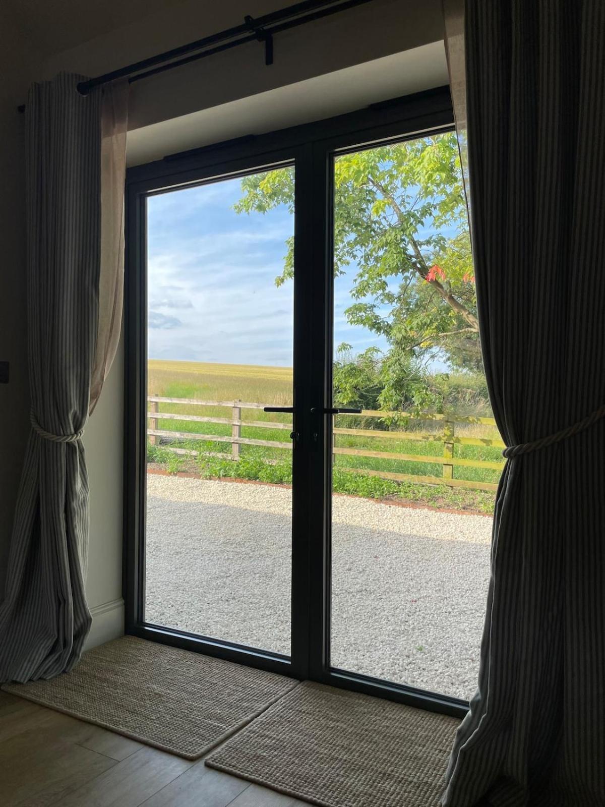 Rural Retreat, 1 Bed, Sleeps 2 Near Bleasbyアパートメント エクステリア 写真