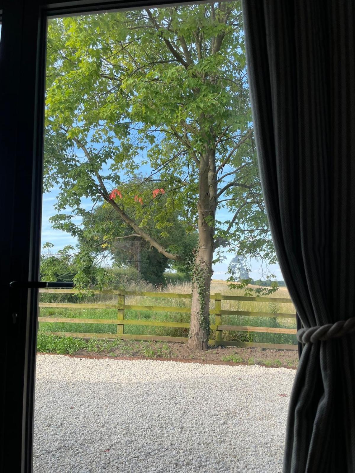 Rural Retreat, 1 Bed, Sleeps 2 Near Bleasbyアパートメント エクステリア 写真